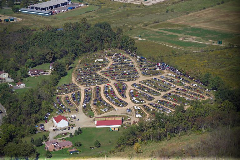 About Flowers Auto Wreckers